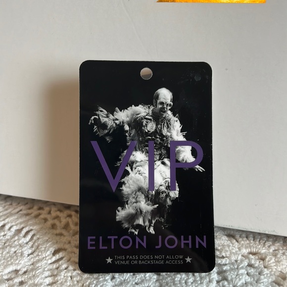 Elton John Farewell Yellow Brick Road Concert Tour VIP Package - Picture 7 of 15